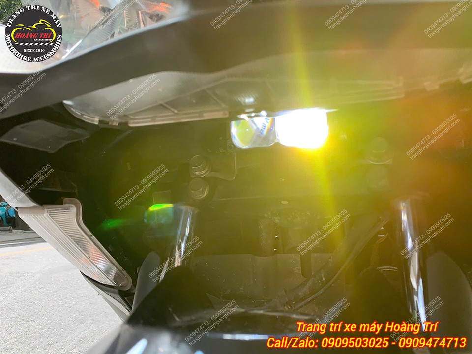 Có đầy đủ 2 chế độ - 2 màu sắc cho đèn Aozoom Extra 2