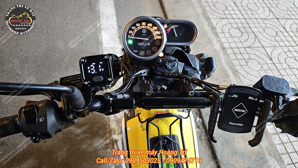 Vị trí lắp đặt dễ dàng quan sát điện áp của bình ắc quy cũng như thao tác trên sạc nhanh Loboo C36