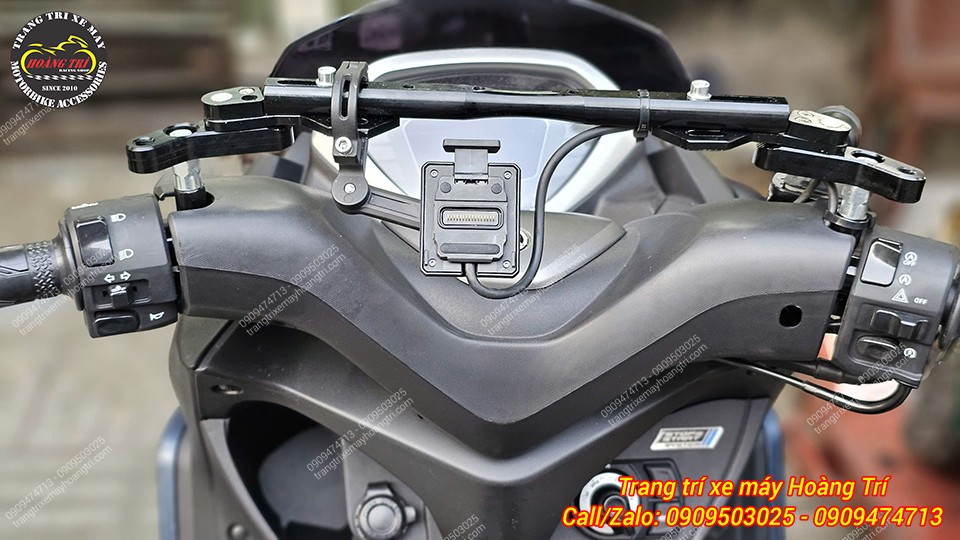 Pát tháo lắp nhanh đã hoàn tất lắp đặt lên xe Lexi 155