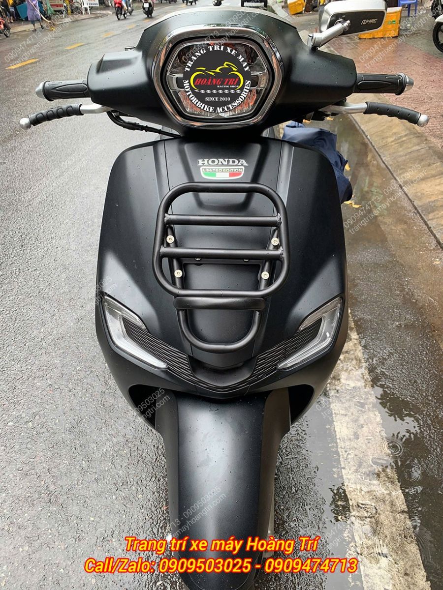 Góc trực diện với mẫu baga trước tông sẹc tông với màu xe