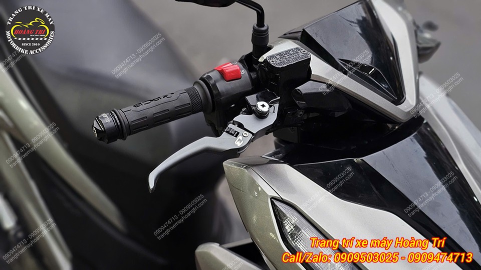 Đừng quên trang bị cùng các phụ kiện khác trong combo tay lái của xế cưng nhé!