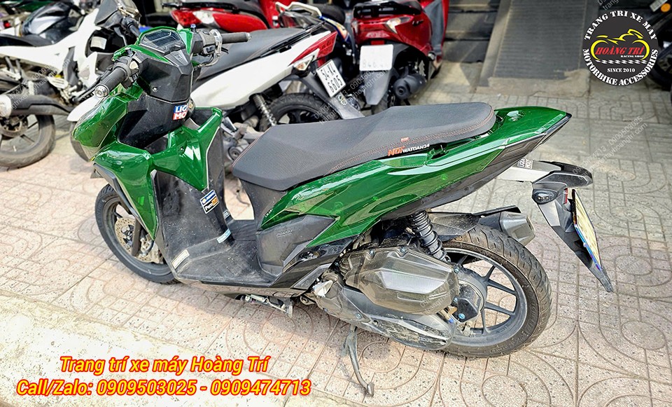 Toàn cảnh bên hông trái với dàn áo trong suốt kiểu Vetro trên Vario 2018