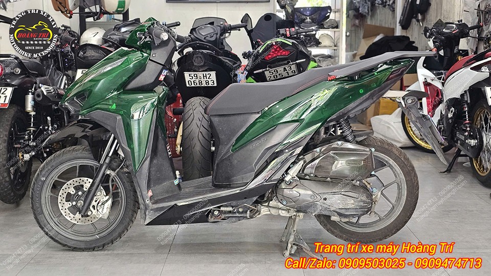 Đã hoàn thiện thay dàn áo mới cho xe chờ bàn giao cho anh khách