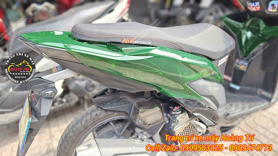 Anh em có thể dễ dàng nhìn xuyên thấu các phụ tùng bên trong của xe