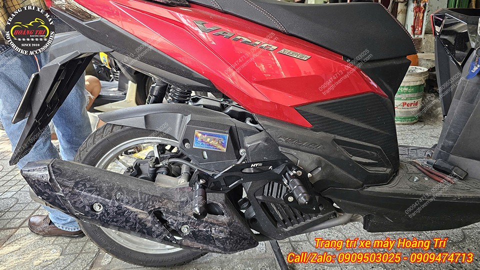 Lắp đặt nhanh chóng, không độ chế, lắp trực tiếp lên vị trí gác chân zin của xe