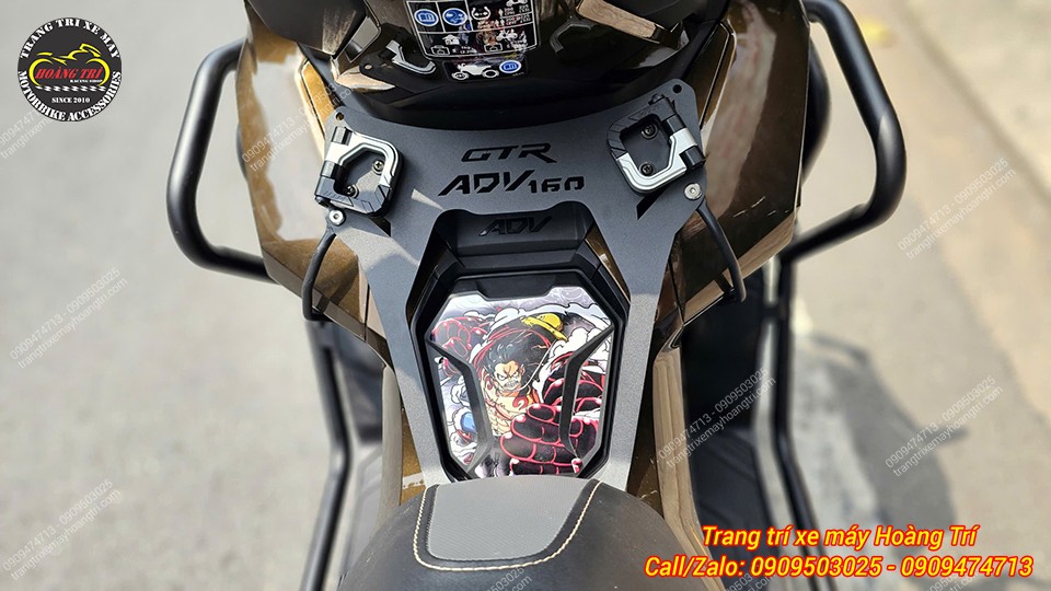 Anh khách vừa nâng cấp baga giữa không khoan lỗ cho xế cưng