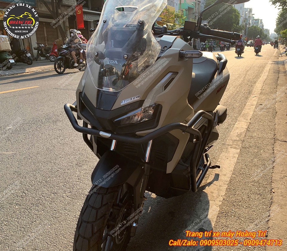 Khung chống đổ HTR ADV 160 thiết kế chắc chắn bảo vệ dàn áo và tăng độ ngầu