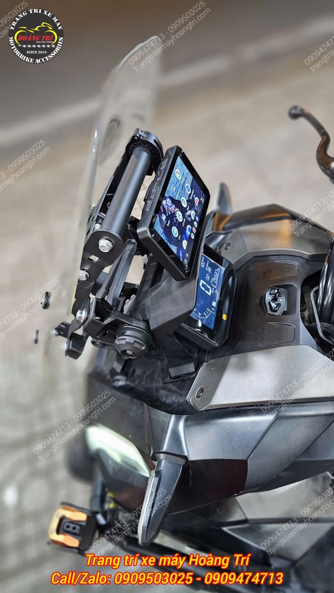 Combo thanh ngang GPS cùng màn hình Chigee 5 trên ADV 160