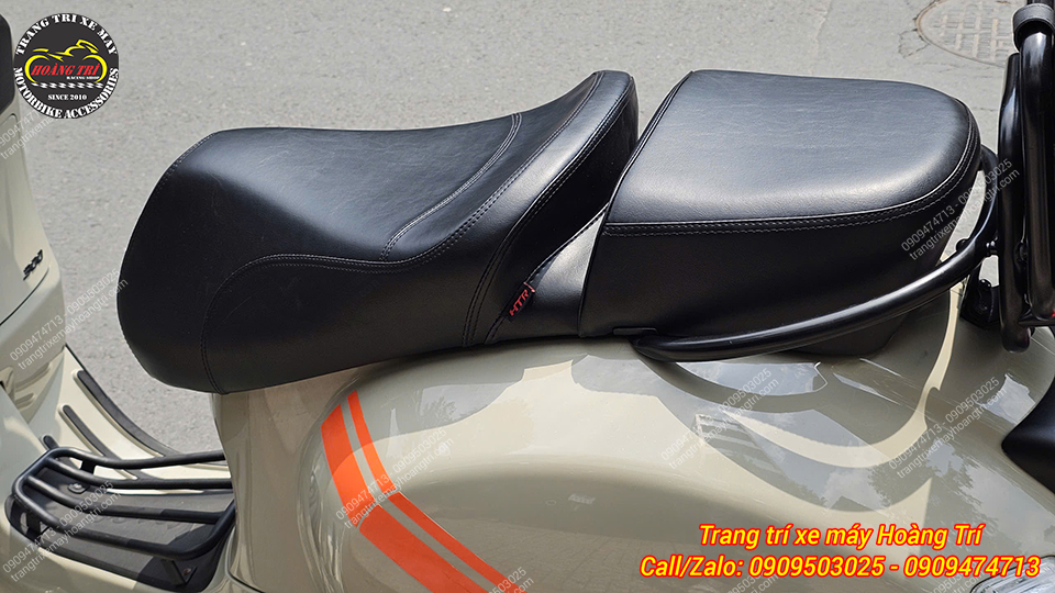 Thêm một chiếc Vespa GTV nâng cấp yên 2 tầng tạo điểm nhấn ngoại hình