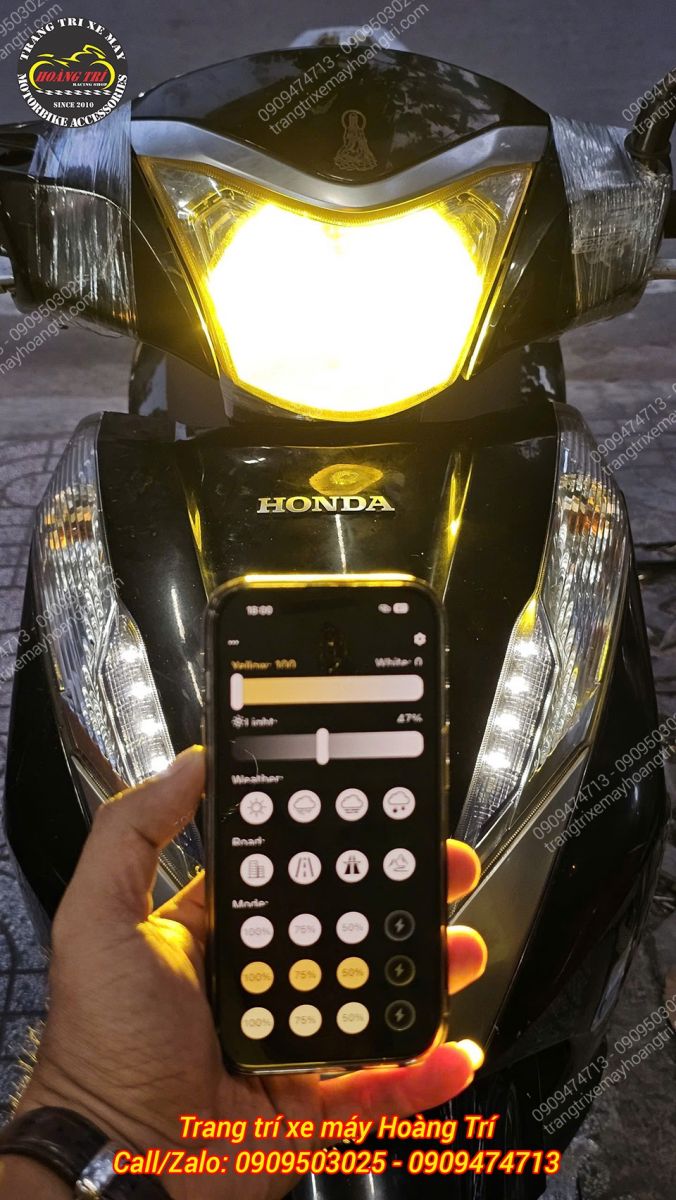 Đèn pha LED R14 được tích hợp với ứng dụng điện thoại