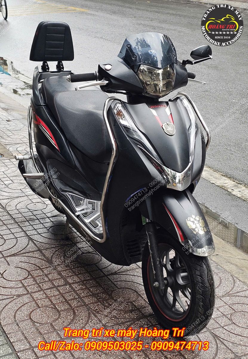 Bật lên để tựa lưng chắc chắn, an toàn khi di chuyển