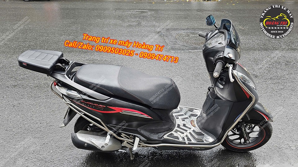 Hoặc gập lại khi không dùng giúp xe gọn gàng hơn