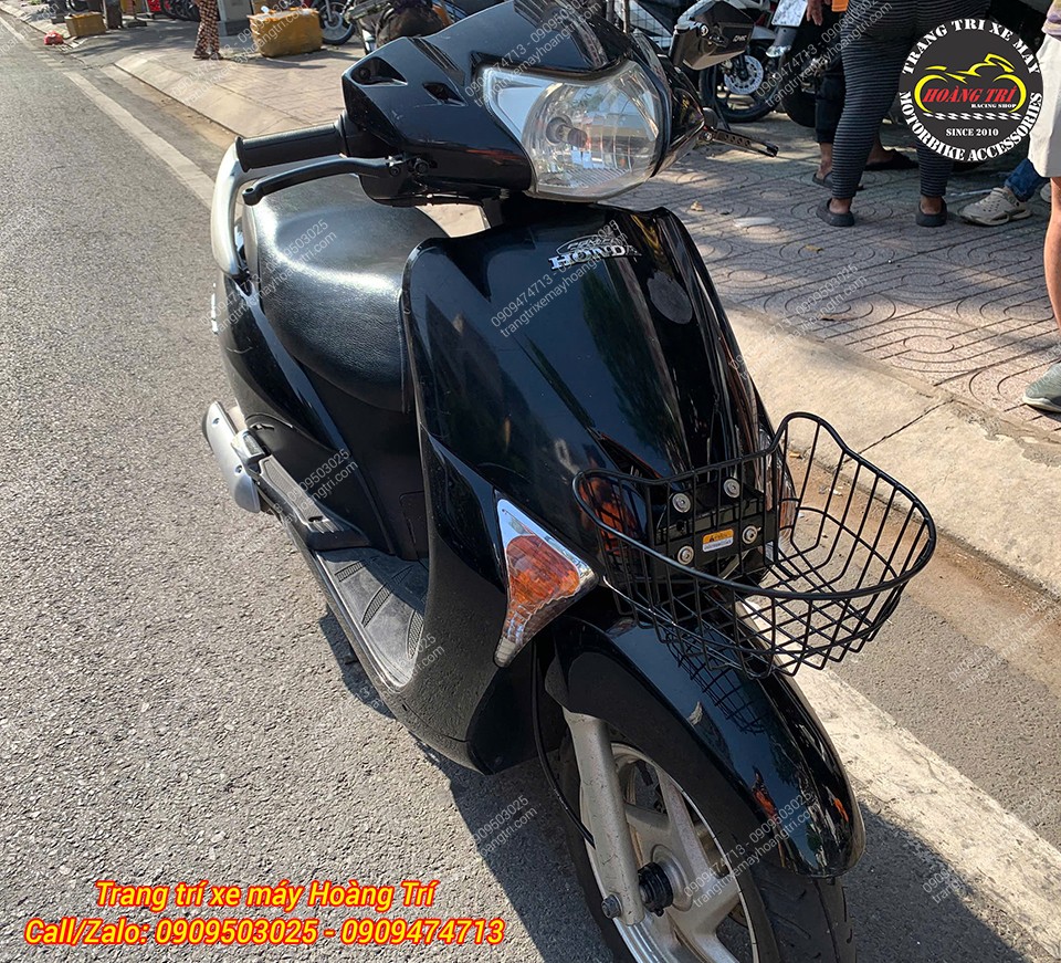 Nhìn lên vị trí chóa đèn sẽ thấy đèn pha LED chân HS5