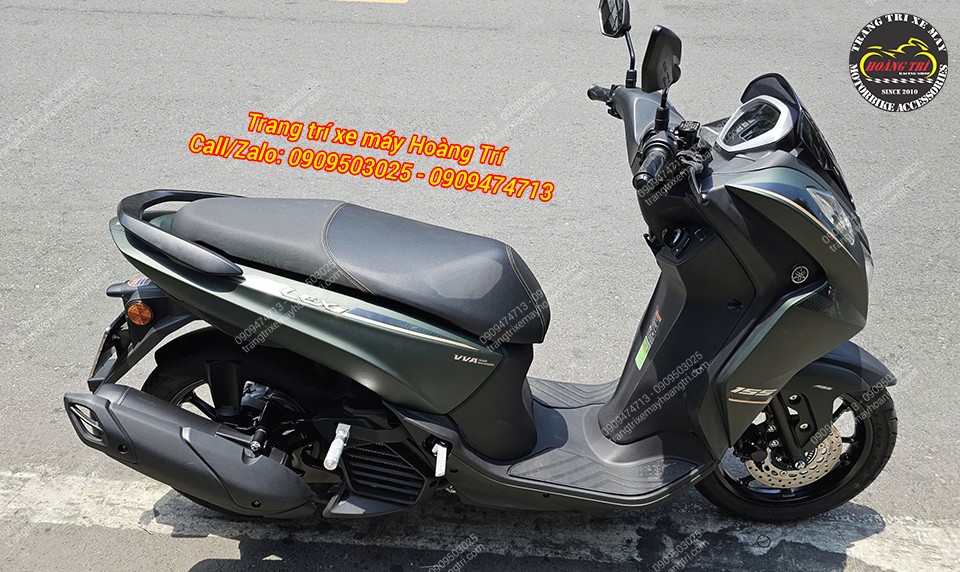 Tổng thể Yamaha Lexi sau khi lắp gác chân phụ mang lại sự tiện dụng trong quá trình sử dụng