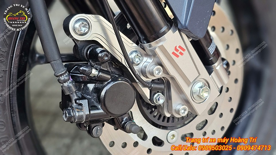 Phuộc trước Kingham kết hợp heo dầu zin giúp hệ thống phanh hoạt động ổn định hơn