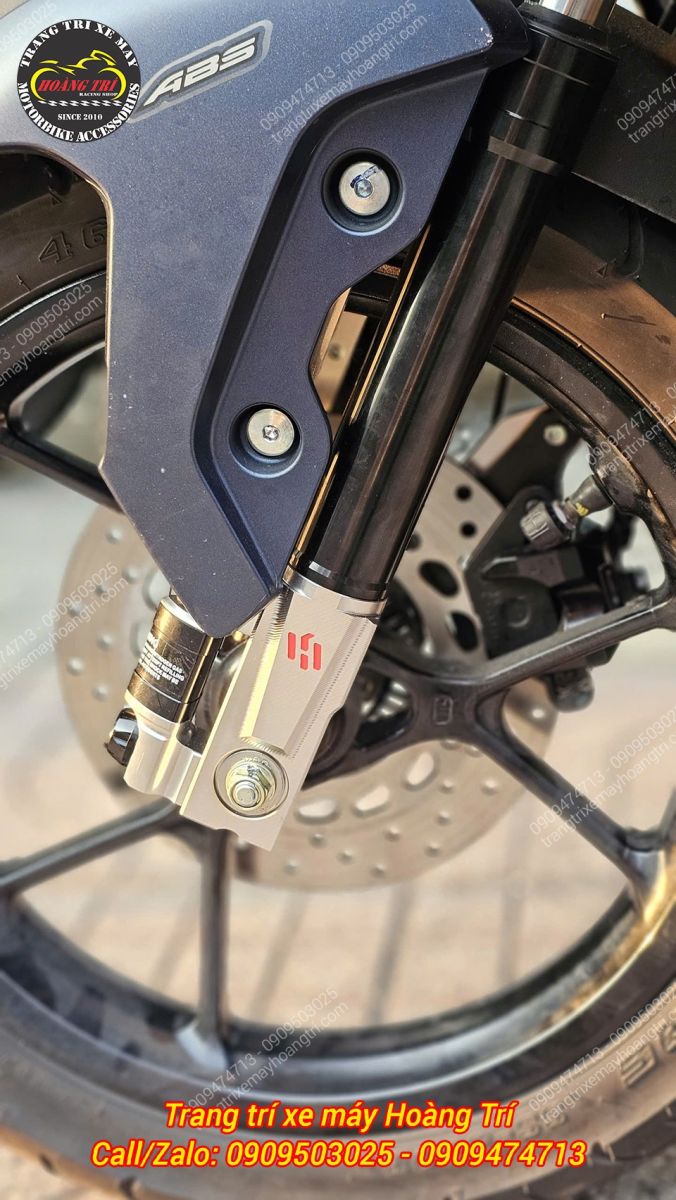 Chi tiết phuộc trước Kingham với bình dầu phụ hỗ trợ giảm xóc hiệu quả khi vận hành