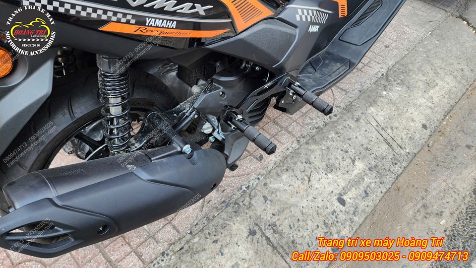 Một phụ kiện mang lại hai gác chân sau tiện lợi và an toàn