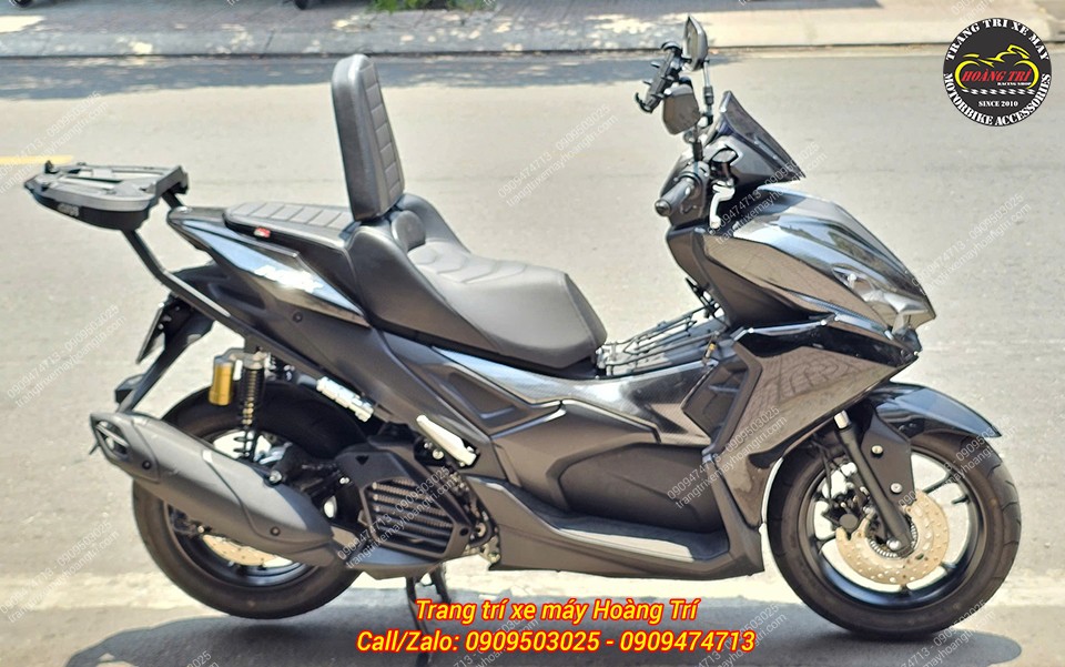 Cần nâng cao trải nghiệm người ngồi sau trang bị thêm thùng sau tựa lưng