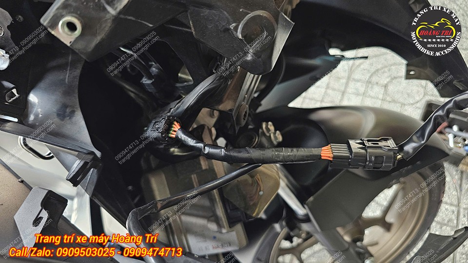 Lắp công tắc tắt đèn pha PCX 160 không cần cắt dây