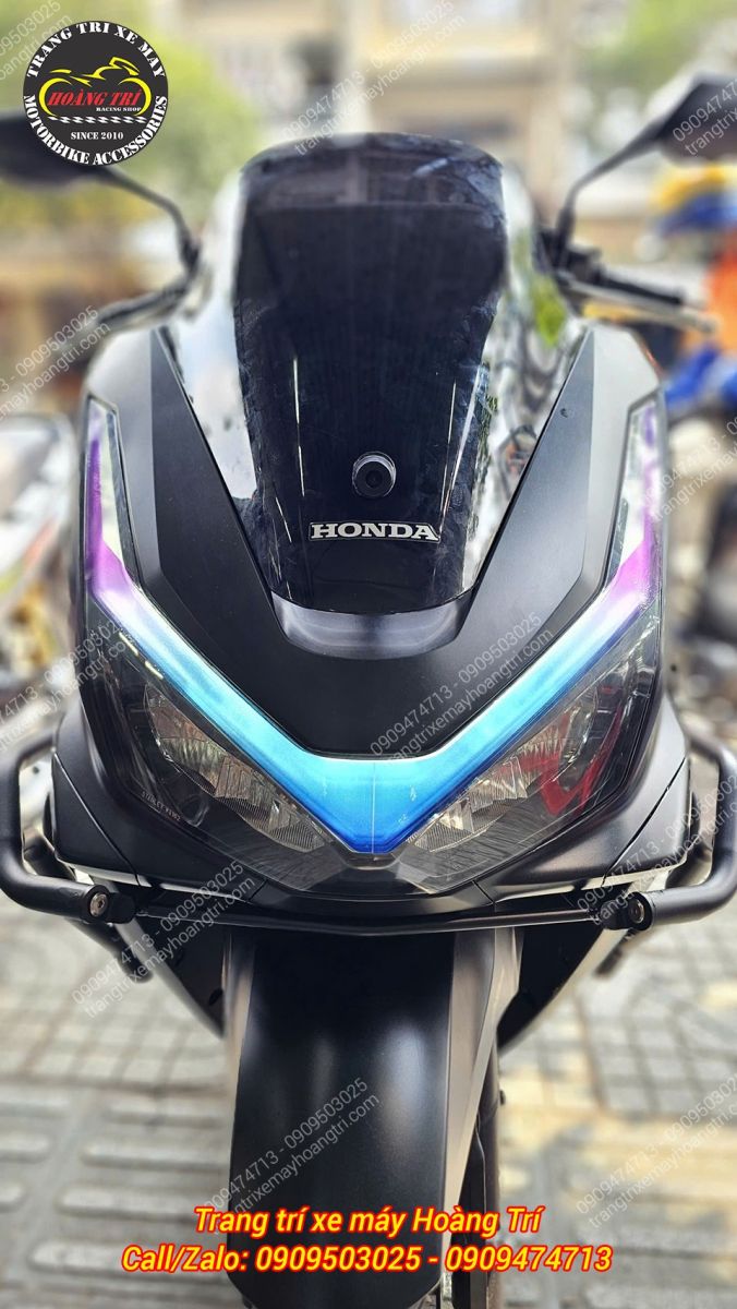 Camera ghi hình độ phân giải cao, lưu lại mọi hành trình di chuyển