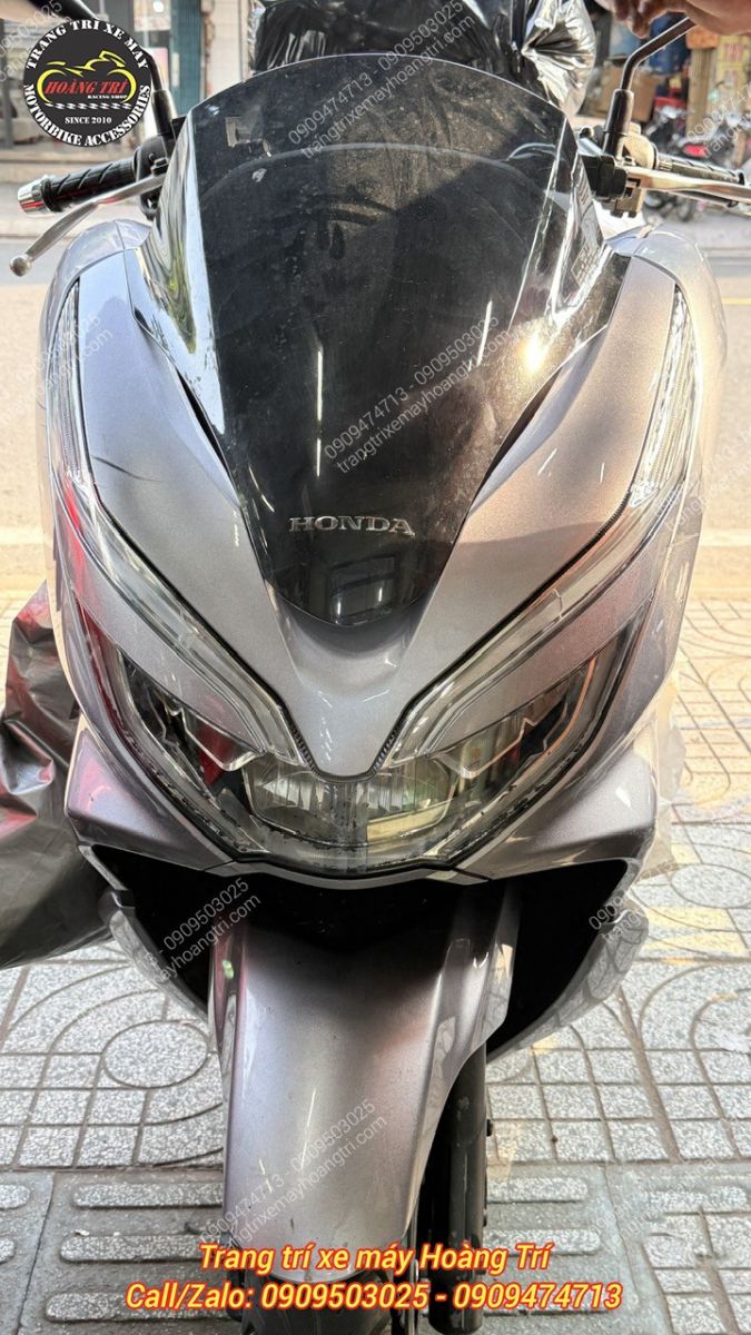 Sau khi thay chóa đèn mới, ánh sáng cũng trở nên mạnh và rõ hơn