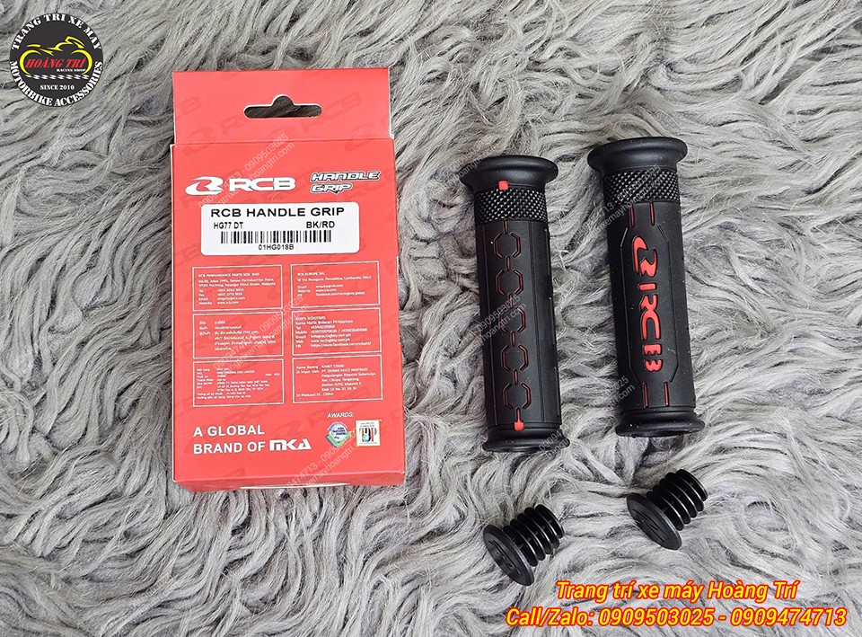 Sản phẩm sau khi được unbox với cặp bao tay chất liệu cao su êm ái