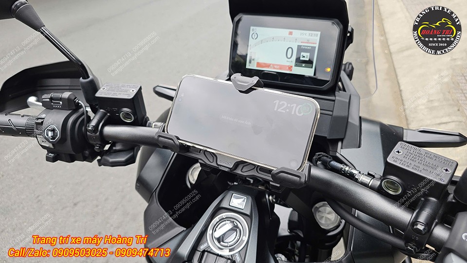 Có thể đặt điện thoại ngang hoặc dọc tùy nhu cầu sử dụng