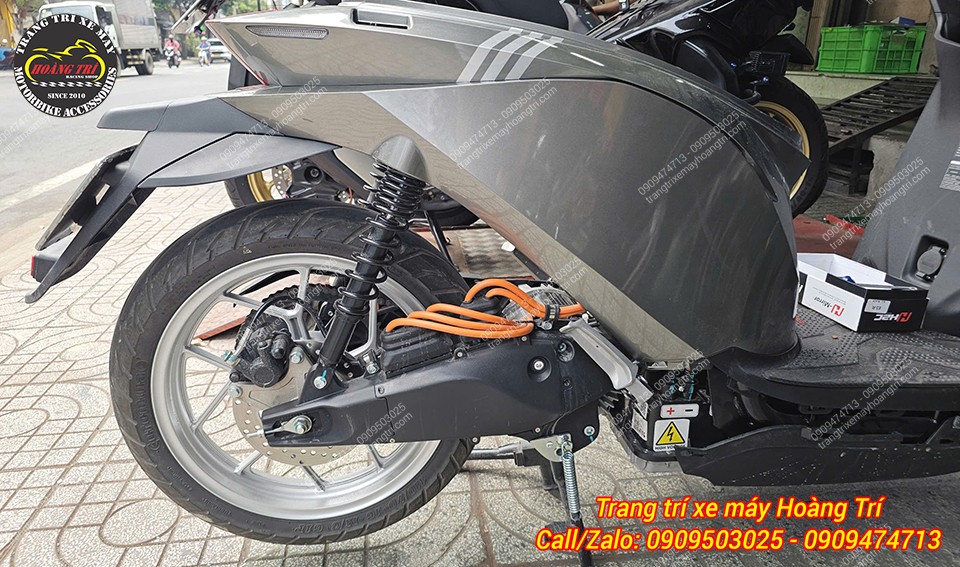 Phuộc sau DatBike Quantum S3 thiết kế đơn giản, phục vụ nhu cầu vận hành cơ bản