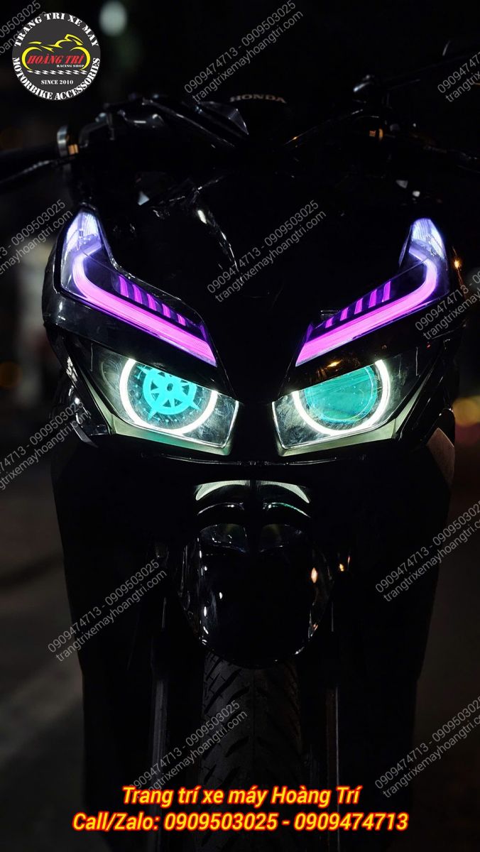 Đèn hỗ trợ thay đổi màu sắc bằng điện thoại rất hiện đại và tiện lợi