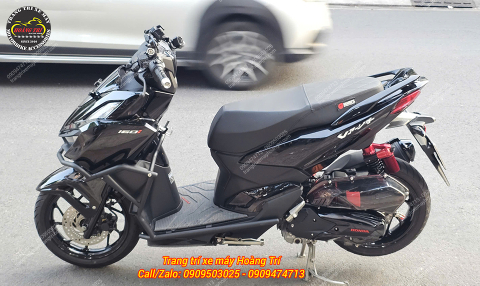 Tổng thể Vario 160 thay đổi hầm hố hơn với bộ khung bảo vệ HTR Vario 160