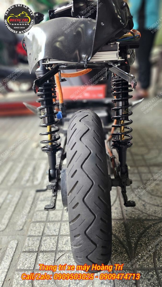 Góc nhìn phía sau sau khi hoàn tất lắp đặt phuộc RCB Series C