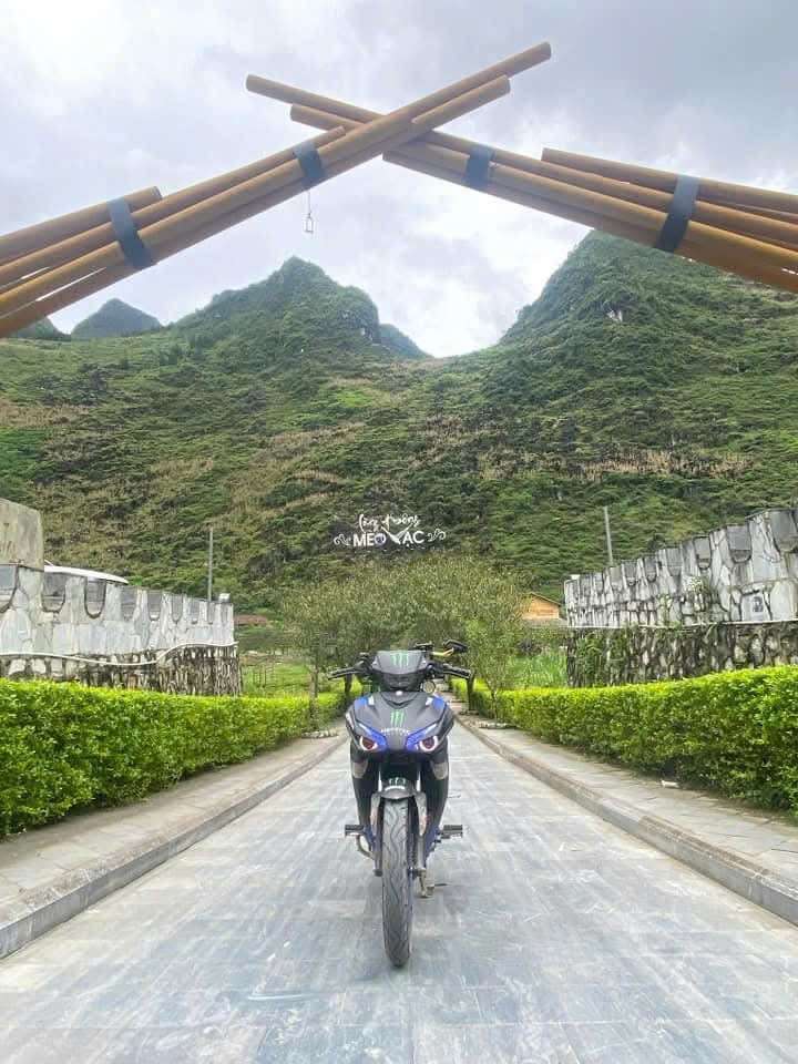 Exciter 155 lắp đèn trợ sáng, tổng thể nổi bật, phù hợp đi xa và phượt