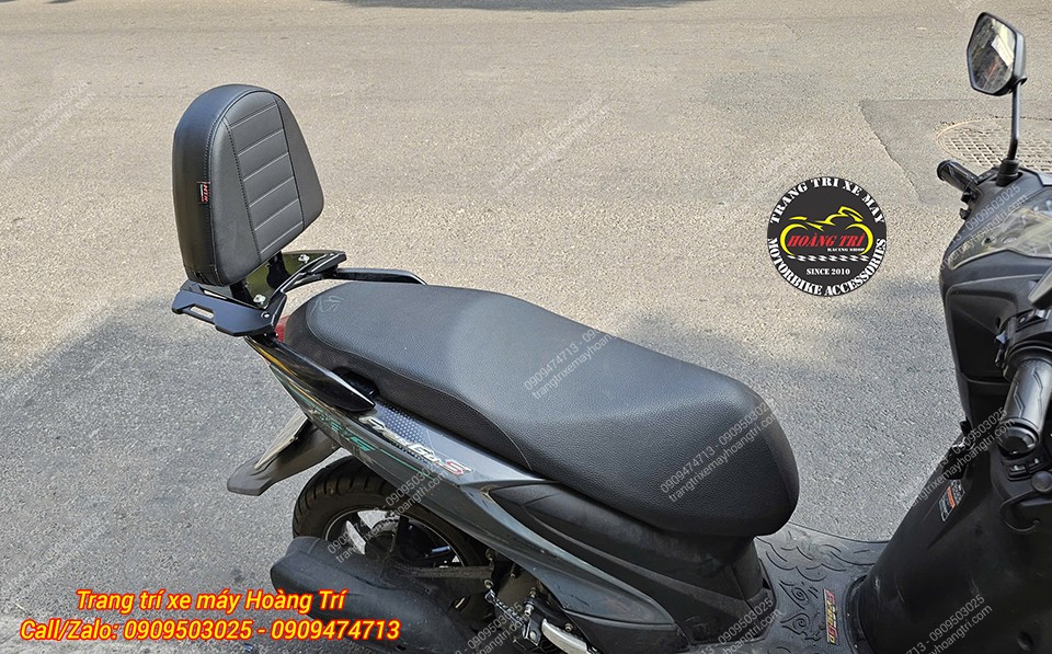 Tựa lưng Freego khi dựng lên hỗ trợ người ngồi sau tựa lưng chắc chắn hơn