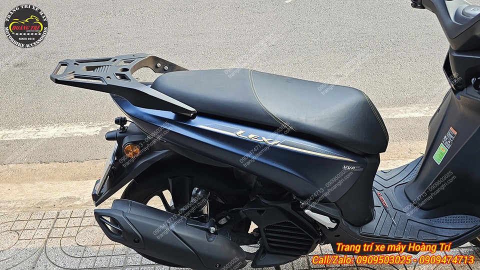 Phụ kiện baga sau Lexi giúp phần đuôi xe kéo dài hơn, phù hợp đi phố hoặc đi xa