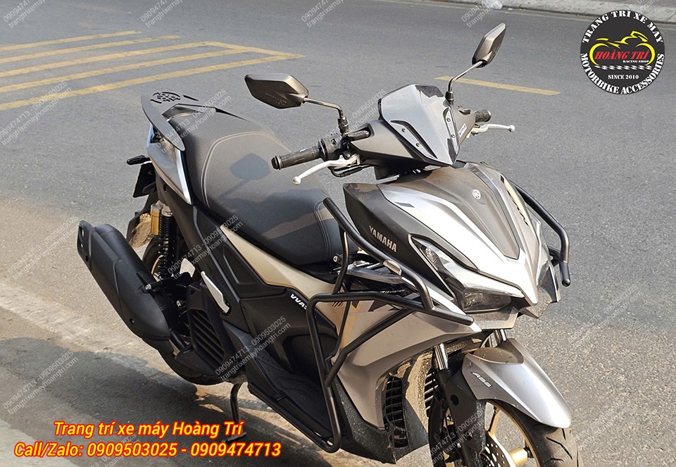 Góc nghiêng NVX V3 lắp khung chống đổ tăng vẻ hầm hố, an toàn