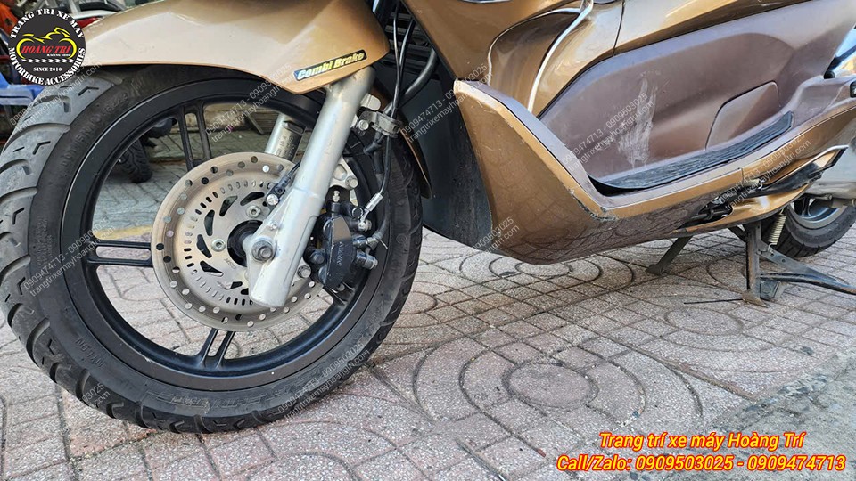 Cận cảnh phanh trước PCX 2011 dùng đĩa ABS Vario 160, tăng hiệu quả phanh