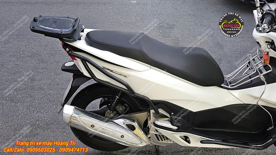 Khung chống đổ sau PCX 2014-2017 ôm sát hai bên hông, tăng bảo vệ dàn áo sau