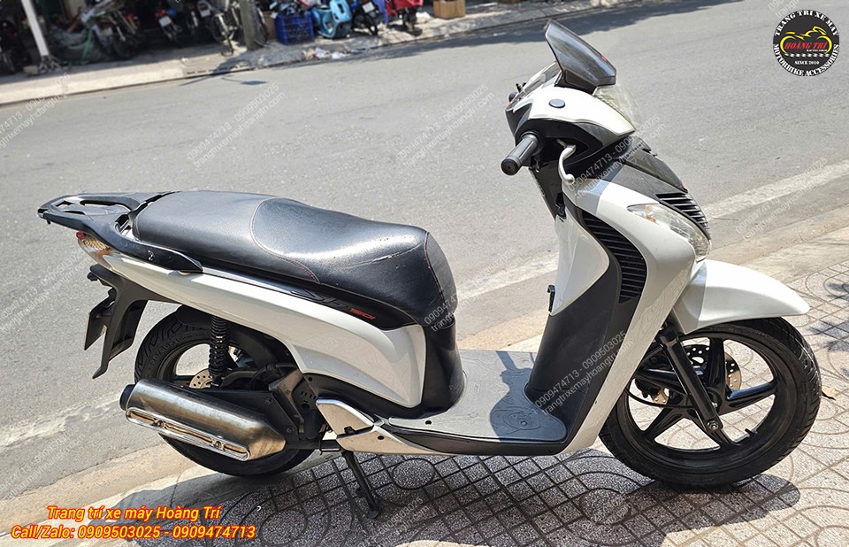 Tổng thể SH Ý sau khi lên cặp lốp Deli Tire, gọn gàng, vận hành êm hơn