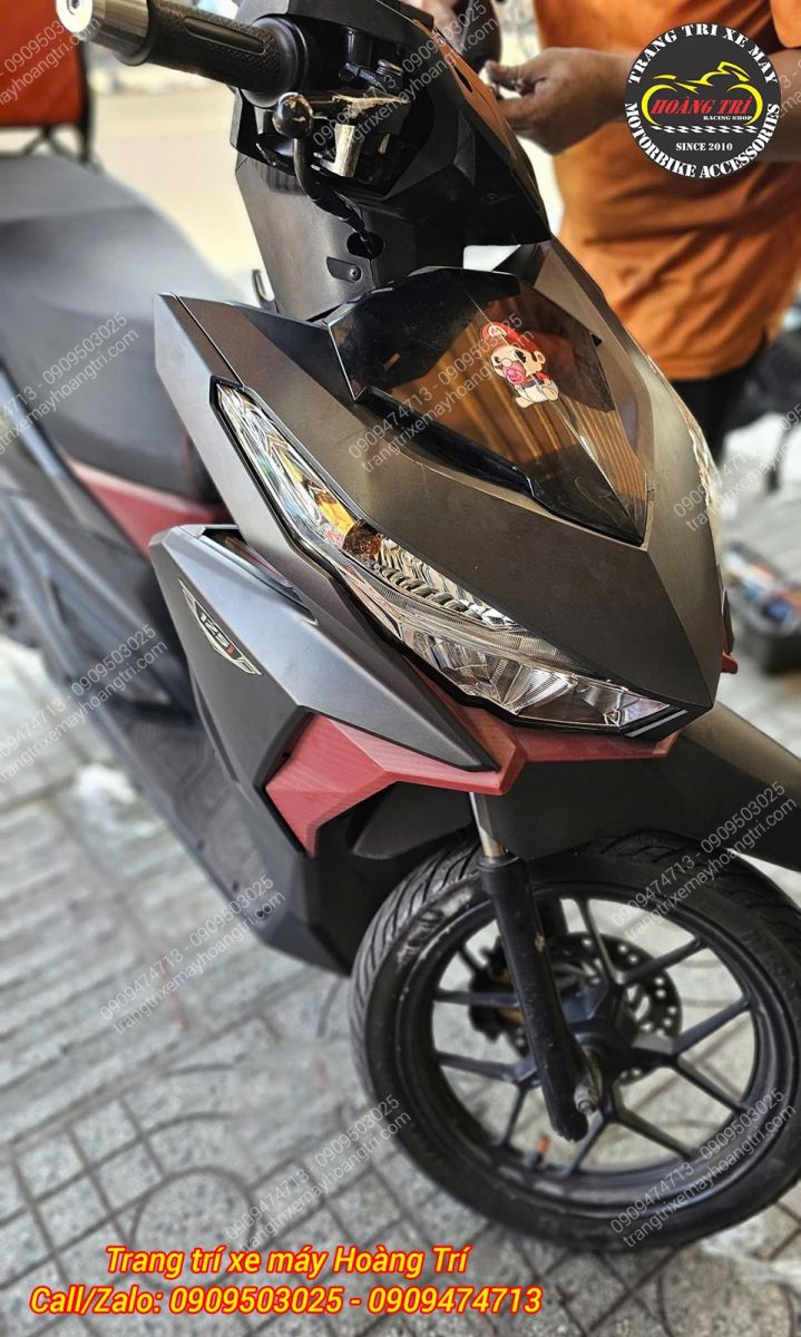 Vì vậy, khách đã quyết định nâng cấp cụm đèn pha Vario Click Thái chính hãng