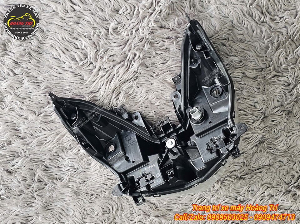 Phần sau cụm đèn Vario / Click Thái Honda hoàn thiện tỉ mỉ, đạt chuẩn chất lượng chính hãng
