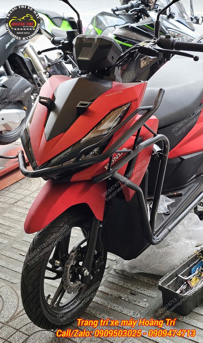 Hãy chờ xem sự thay đổi ấn tượng sau khi xe lắp thêm kính chắn gió ADV