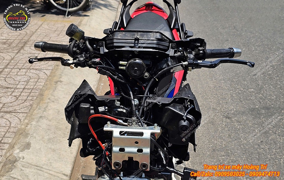 Góc tổng thể đầu xe sau khi nâng cấp dàn chân cực chất và đẳng cấp