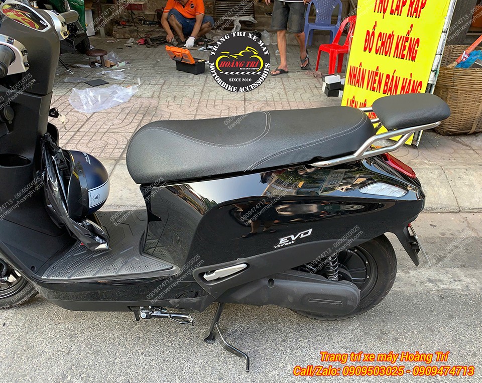 Toàn cảnh Evo Max 2026 với baga nối dài mang lại sự tiện lợi khi chở người phía sau