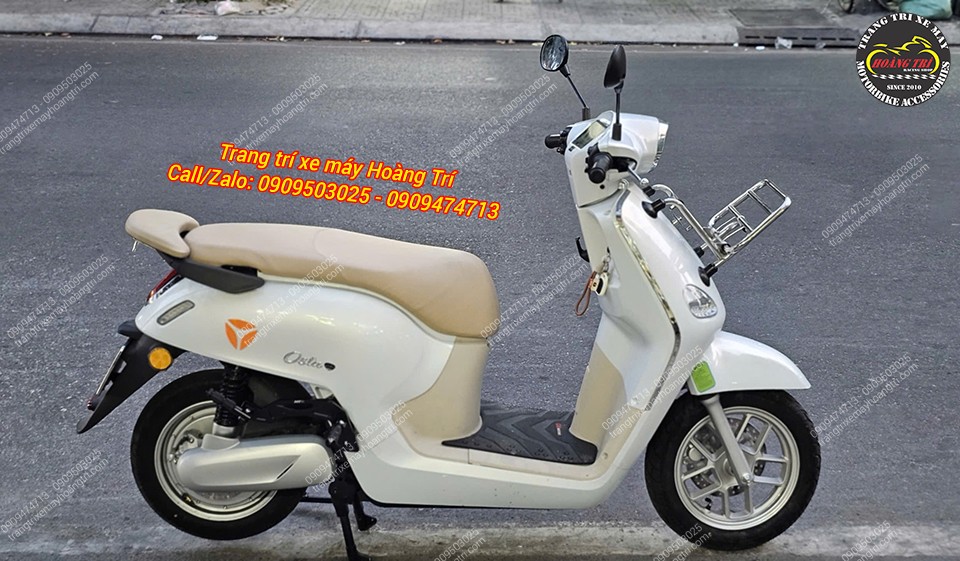 Toàn cảnh Yadea Osta lắp baga trước, thiết kế đồng bộ, tăng tiện ích và thẩm mỹ xe