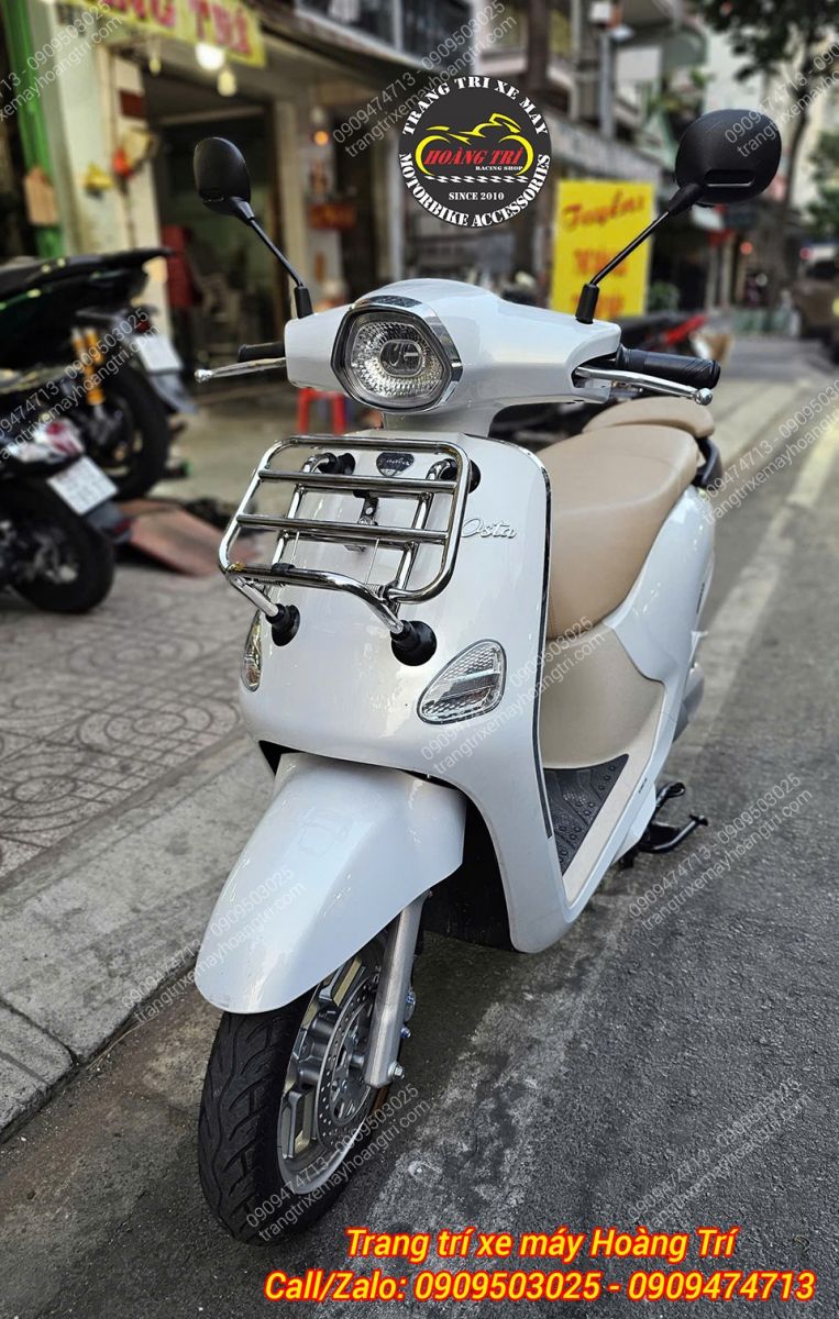 Tổng thể Osta màu trắng gắn baga trước, thiết kế gọn gàng, hợp phong cách cổ điển