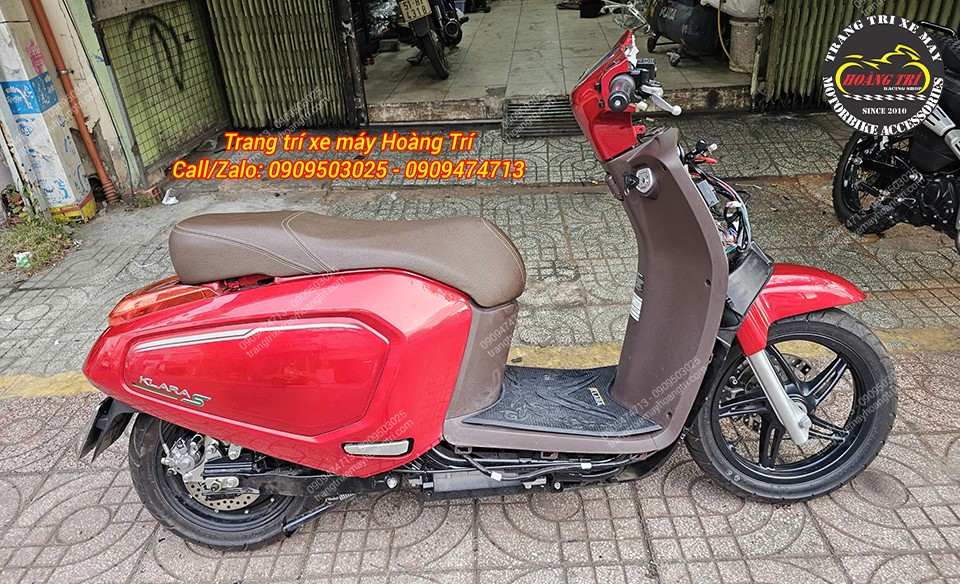 Góc nhìn tổng thể Klara S với hệ thống phanh ABS 2 kênh hiện đại, tăng trải nghiệm lái