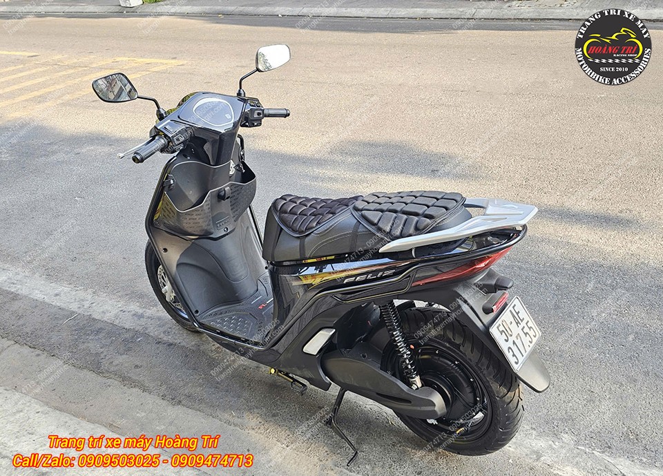Toàn cảnh xe Vinfast Feliz với hộc đựng đồ trước mang lại sự tiện dụng và phong cách hiện đại