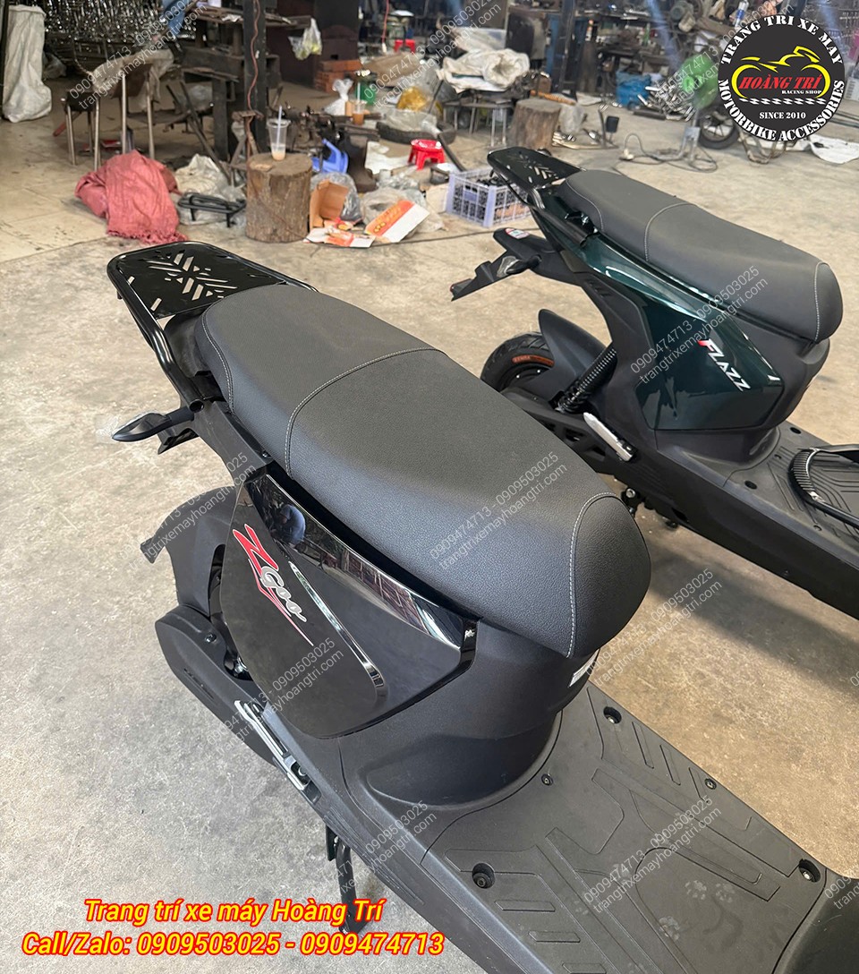 Bộ đôi VinFast Flazz và ZGoo đã hoàn thiện nâng cấp baga sau chuẩn phong cách phượt