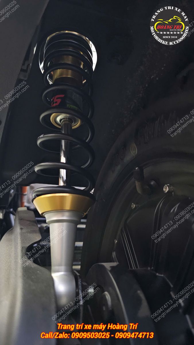 Góc nhìn phuộc YSS E-Series trên Evo Grand, ty phuộc sáng, nhún êm và ổn định