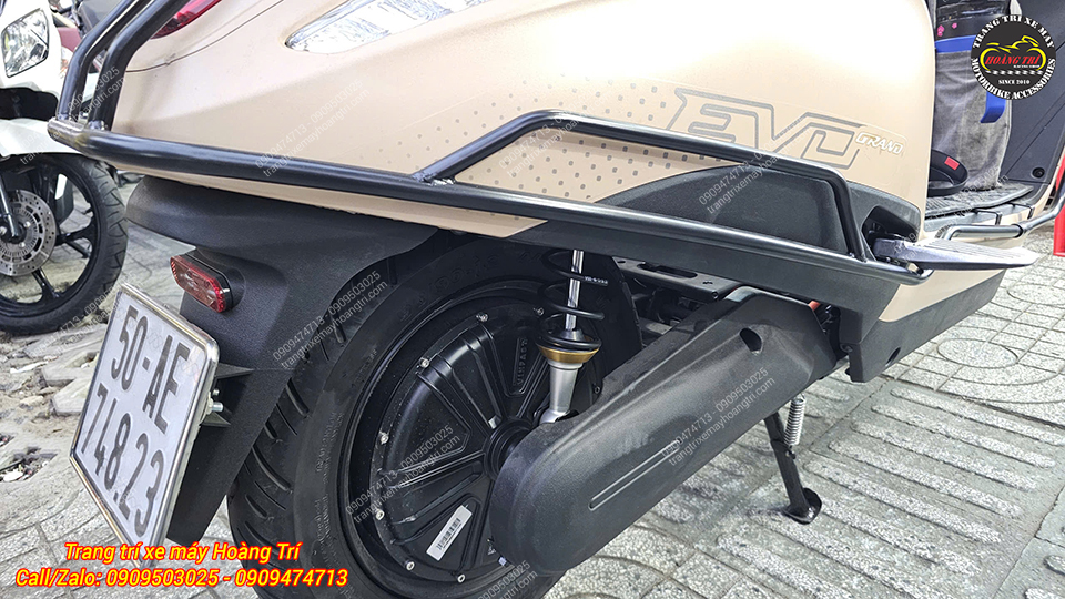 Tổng thể Evo Grand gắn phuộc YSS E-Series, tăng độ êm và cải thiện cảm giác lái